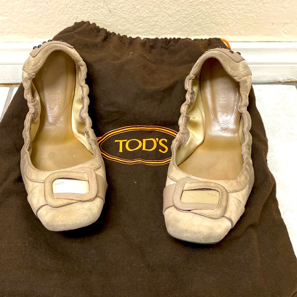Tods flat tan color size 6 occasionally wear